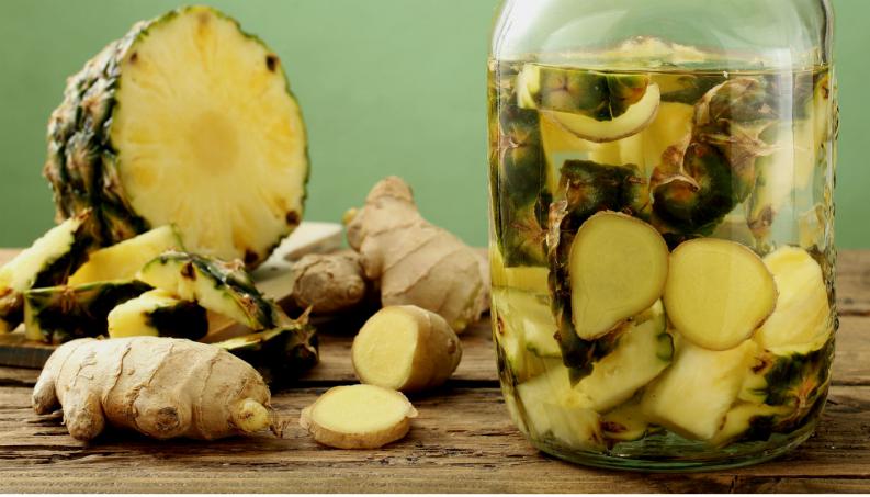 Casca de abacaxi e gengibre para acelerar o metabolismo e desinchar a barriga – Chá